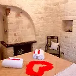 Trulli Dimore Storiche * 알베르벨로