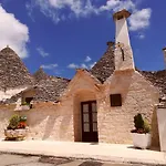펜션 Trulli Dimore Storiche 알베르벨로