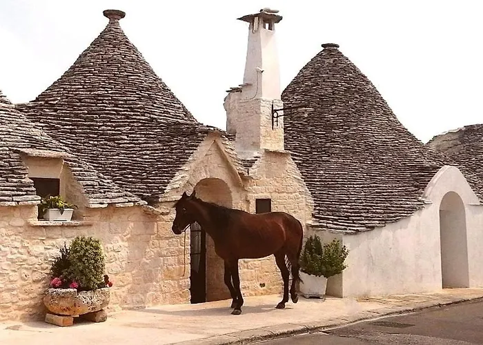 Trulli Dimore Storiche *