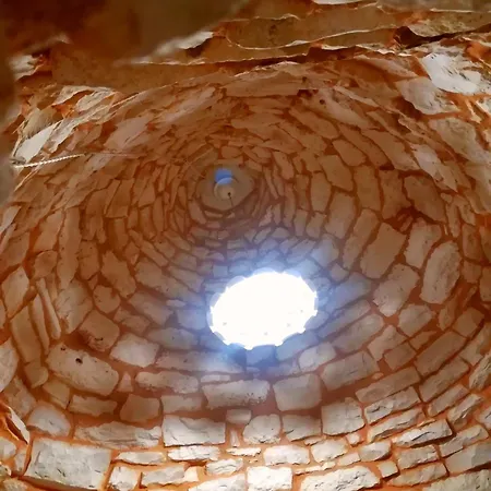 בית נופש Trulli Dimore Storiche אלברובלו